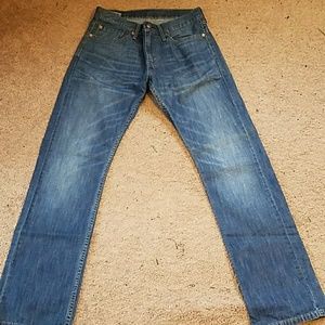 Levi jeans